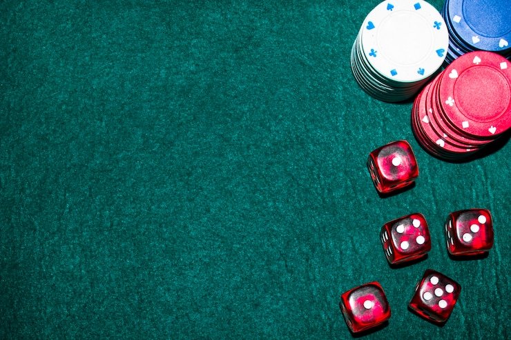 Tampilan permainan Ikan Jackpot di platform dragonslot dengan simbol ikan berwarna-warni dan antarmuka slot modern
